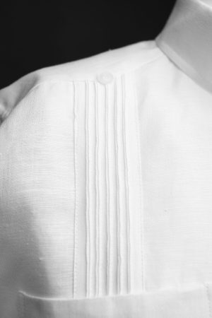 GUAYABERA CLASICA LINO MANGA CORTA