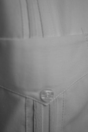 GUAYABERA CLASICA 50% POLIESTER 50% ALGODON MANGA LARGA